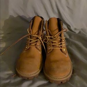 Size 10 toddler boy timberlands